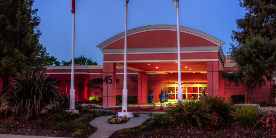 Concord Plaza Hotel Exterior photo